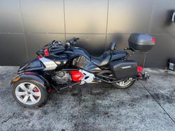 CAN-AM Spyder F3 SM6