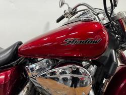 2004 Honda VT750C SHADOW RED