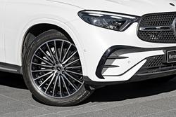 2024 Mercedes-Benz GLC-Class GLC300