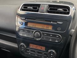 2015 Mitsubishi Mirage LS