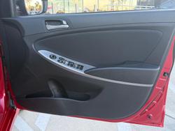 2016 Hyundai Accent SR
