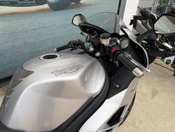 2011 Triumph SPRINT GT Silver