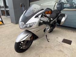 2011 Triumph SPRINT GT Silver