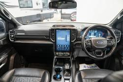 2022 Ford Everest Platinum