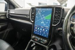 2022 Ford Everest Platinum