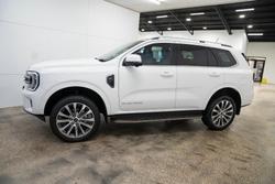 2022 Ford Everest Platinum