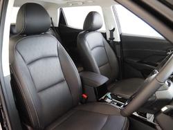 2025 Mahindra XUV3XO AX7L