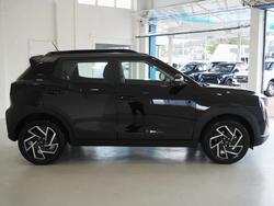 2025 Mahindra XUV3XO AX7L