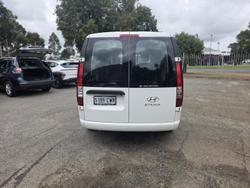2023 Hyundai STARIA LOAD