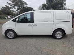 2023 Hyundai STARIA LOAD