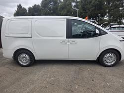 2023 Hyundai STARIA LOAD