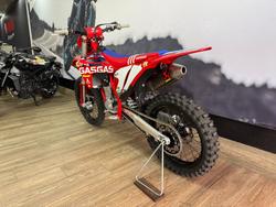 2022 GASGAS MC 450F TROY LEE DESIGNS RED