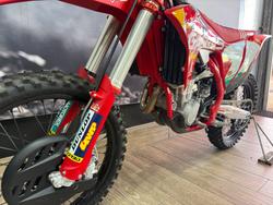 2022 GASGAS MC 450F TROY LEE DESIGNS RED