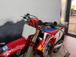 2022 GASGAS MC 450F TROY LEE DESIGNS RED