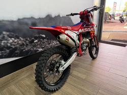 2022 GASGAS MC 450F TROY LEE DESIGNS RED