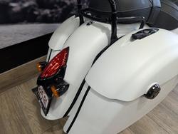 2019 INDIAN SPRINGFIELD DARK HORSE WHITE WHITE