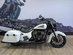 Indian Springfield Dark Horse White