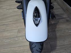 2019 INDIAN SPRINGFIELD DARK HORSE WHITE WHITE