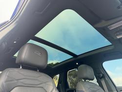 2026 Volkswagen Touareg R