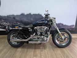 Harley-Davidson XL1200C 1200 Custom