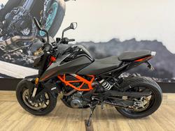 2023 Ktm 390 DUKE Black