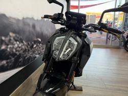 2023 Ktm 390 DUKE Black