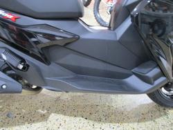 2026 BMW Motorrad C 400 X ION BLACK STORM METALLIC