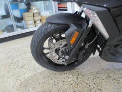 2026 BMW Motorrad C 400 X ION BLACK STORM METALLIC