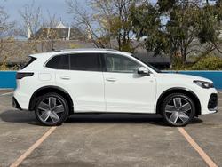2026 Volkswagen Tiguan 200TSI eHybrid R-Line