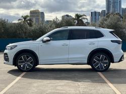 2026 Volkswagen Tiguan 200TSI eHybrid R-Line