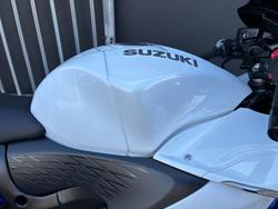 2024 Suzuki GSX1300RR (HAYABUSA) WHITE