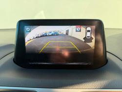 2018 Mazda 3 Neo Sport