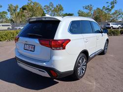2020 Mitsubishi Outlander LS