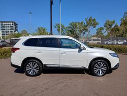 2020 Mitsubishi Outlander LS