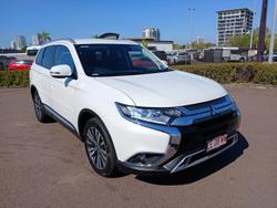2020 Mitsubishi Outlander LS