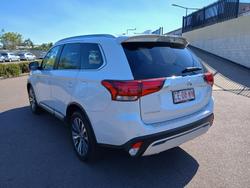2020 Mitsubishi Outlander LS