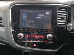 2020 Mitsubishi Outlander LS