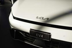 2025 Kia EV4 Air Standard Range