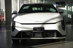 2025 Kia EV4 Air Standard Range