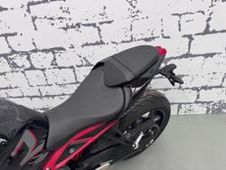 2021 Triumph Street Triple R 765 Low Street Triple Black