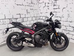 2021 Triumph Street Triple R 765 Low Street Triple Black