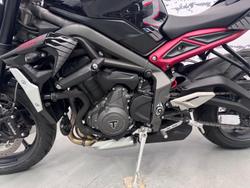 2021 Triumph Street Triple R 765 Low Street Triple Black