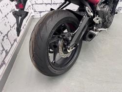 2021 Triumph Street Triple R 765 Low Street Triple Black