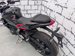 2021 Triumph Street Triple R 765 Low Street Triple Black