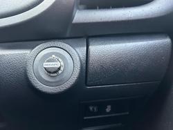 2016 Toyota Hilux SR