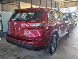 2026 NISSAN T33 ST
