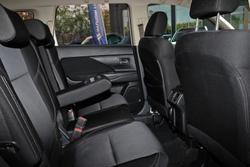 2020 Mitsubishi Outlander ES
