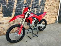 2025 DUCATI DESMO450 MX MOTOCROSS RED