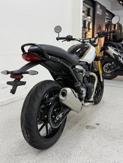 2026 Triumph SPEED 400 WHITE