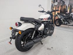 2026 Royal Enfield SHOTGUN 650 White